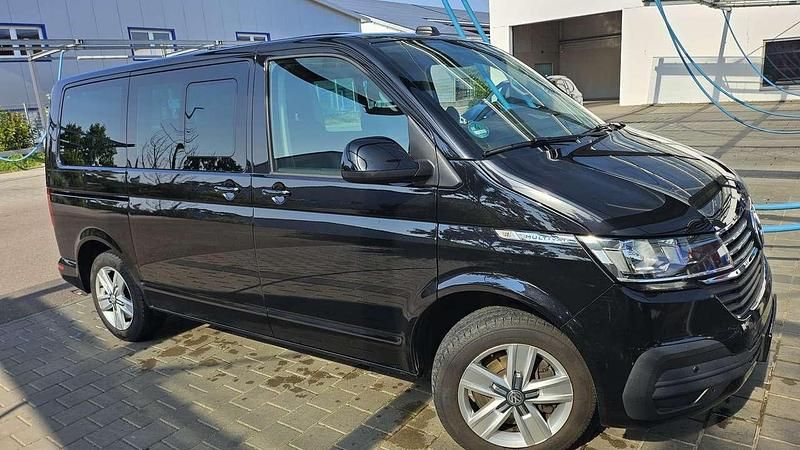 Schwarz Gebraucht 2020 VW Multivan Highline Van | 34.500 € (Superpreis) - Bild 1/4