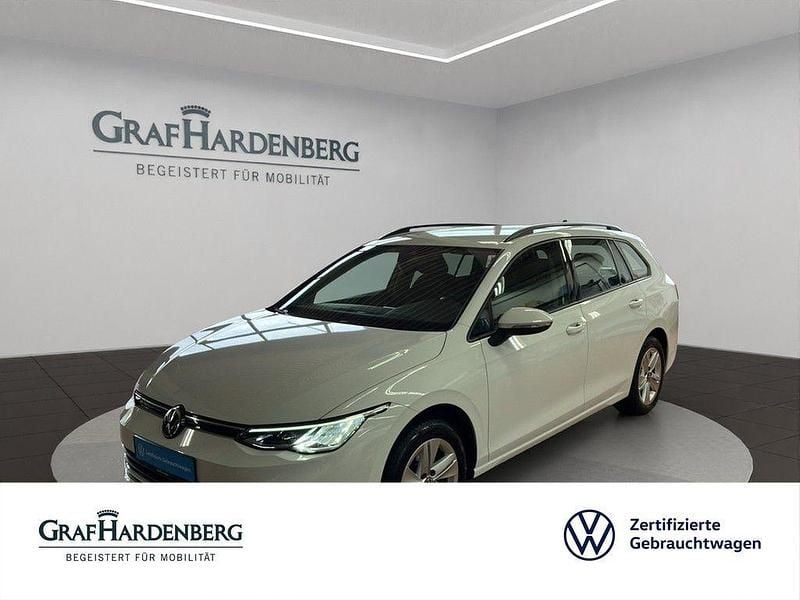 Weiß Gebraucht 2021 VW Golf VIII Life Kombi | 19.888 € (Guter Preis) - Bild 1/4
