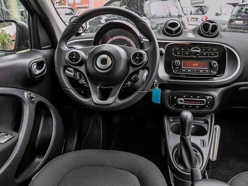 Usado Smart ForFour 71 HP (52 kW) 2019 Preto Citadino