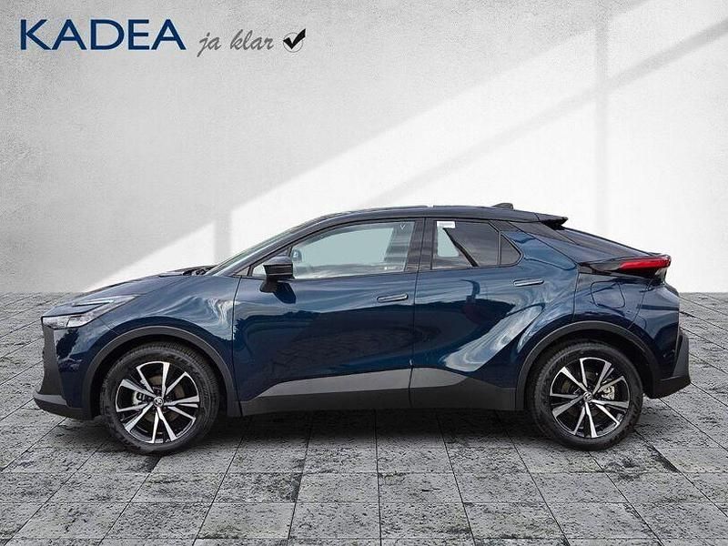 Neu Toyota C-HR 140 PS (102 kW) 2025 Silver metallic (1l0)/ black ( SUV