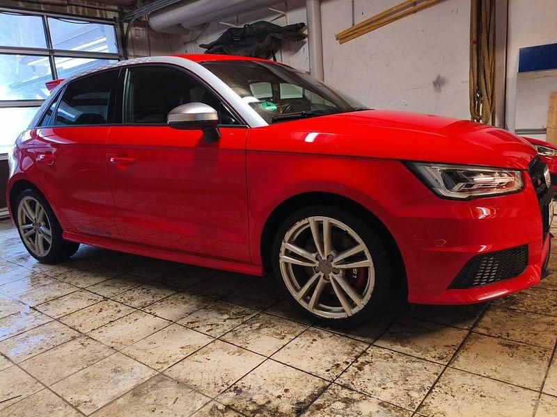 Gebraucht Audi S1 Sportback Ambiente 231 PS (169 kW) 2017 Rot Kleinwagen