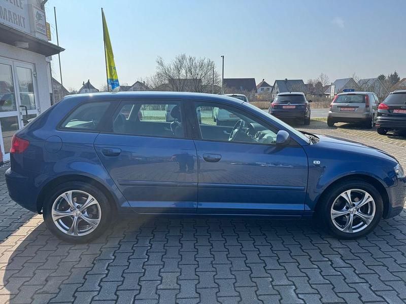 Gebraucht Audi A3 Attraction 102 PS (75 kW) 2005 Blau Kleinwagen