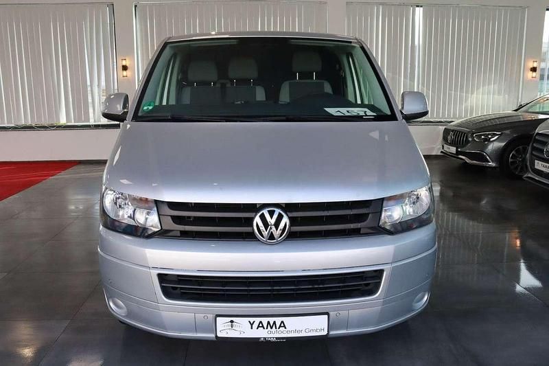 Gebraucht VW Transporter 150 PS (110 kW) 2014 Reflexsilber Van