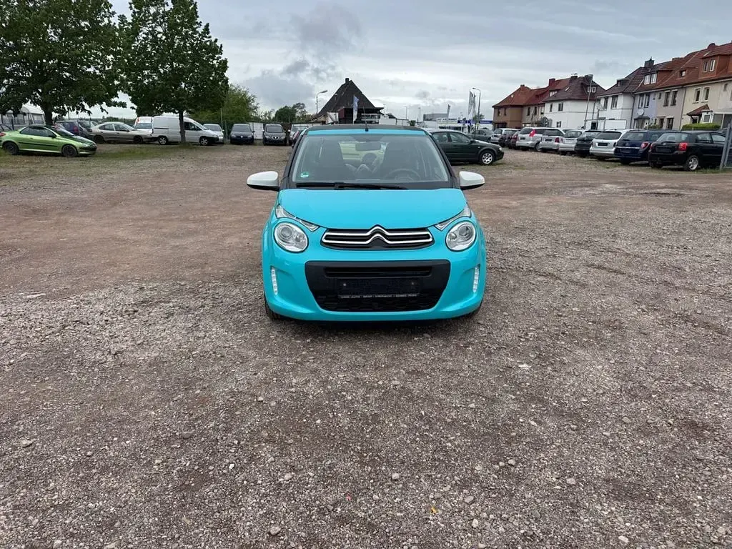Gebraucht Citroën C1 SELECTION 82 PS (60 kW) 2015 Blau Kleinwagen