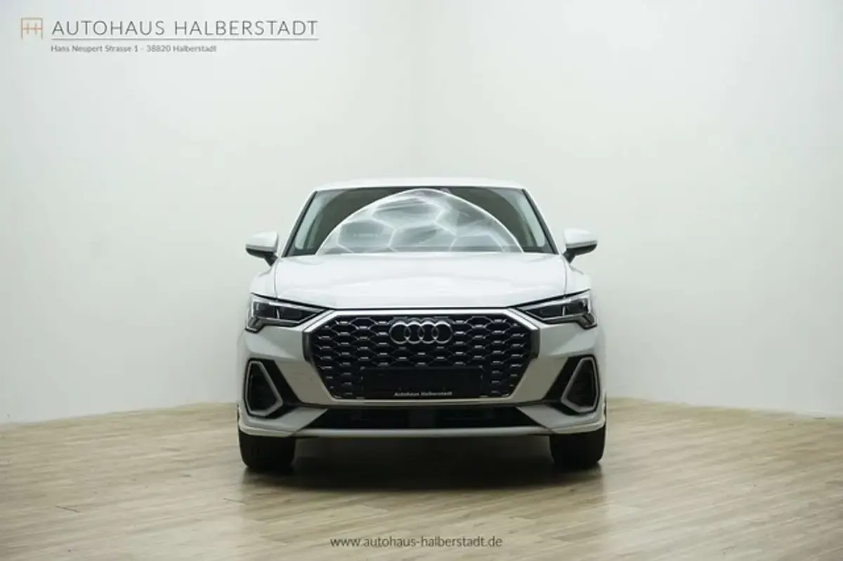 Gebraucht Audi Q3 Sportback S-Line 150 PS (110 kW) 2025 Weiss SUV