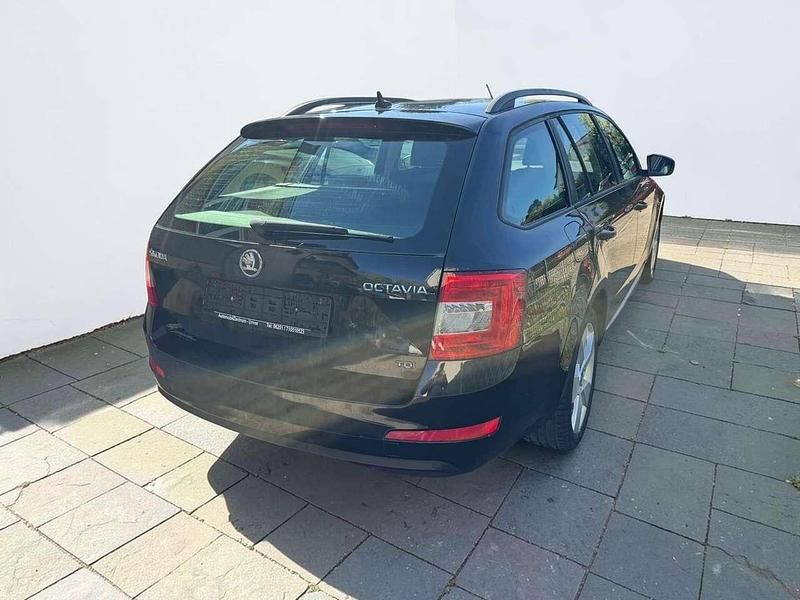 Gebraucht Skoda Octavia 150 PS (110 kW) 2013 Schwarz Kombi