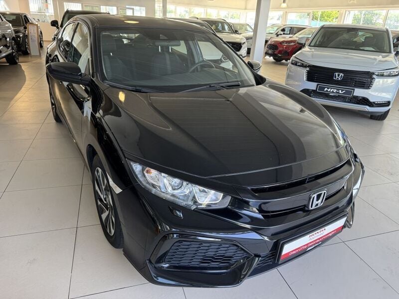 Schwarz Gebraucht 2020 Honda Civic Comfort Limousine | 13.990 € (Guter Preis) - Bild 1/4