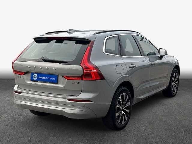 Gebraucht Volvo XC60 Core 250 PS (183 kW) 2024 Grau SUV