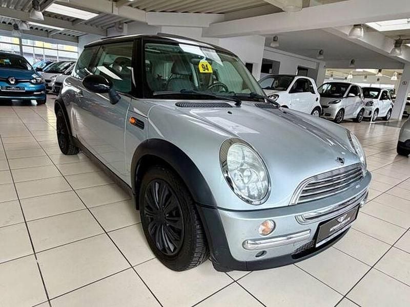 Usado Mini Cooper 116 HP (85 kW) 2004 Cinzento Citadino