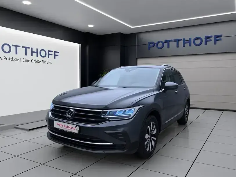 Gebraucht VW Tiguan Move 150 PS (110 kW) 2024 Grau SUV