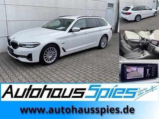 Alpinweiss iii Gebraucht 2022 BMW 530e Shadowline Kombi | 36.990 € (Fairer Preis) - Bild 1/2