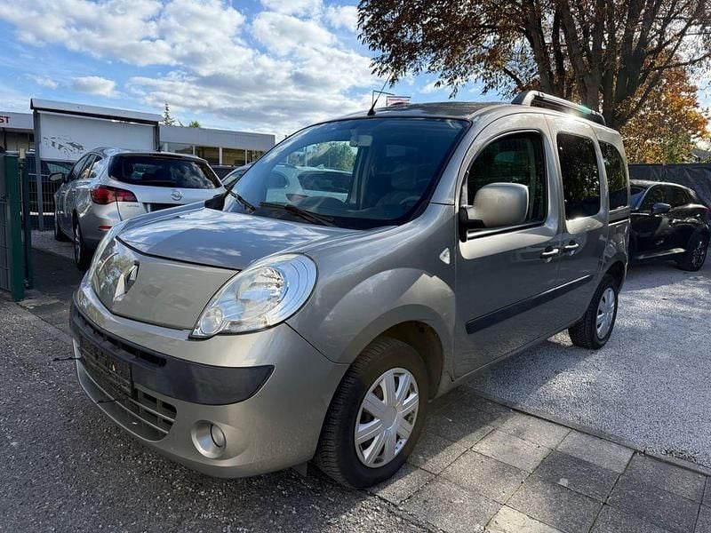 Braun Gebraucht 2011 Renault Kangoo Authentique Van / Kleinbus | 3.490 € (Fairer Preis) - Bild 1/4