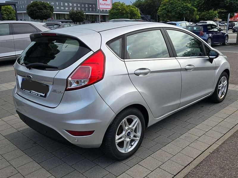 Silber Gebraucht 2014 Ford Fiesta SYNC Edition Kleinwagen | 5.200 € (Guter Preis) - Bild 1/4