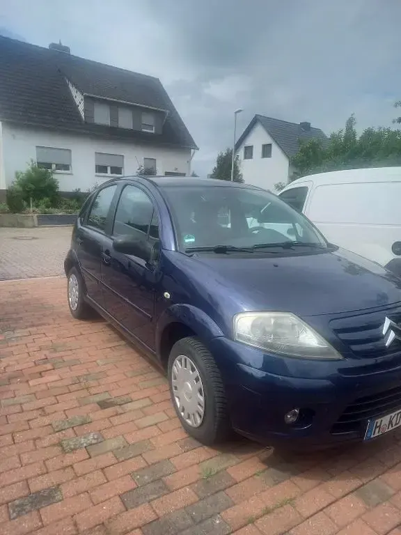 Usado Citroën C3 Comfort 60 CV (44 kW) 2008 Azul Berlina