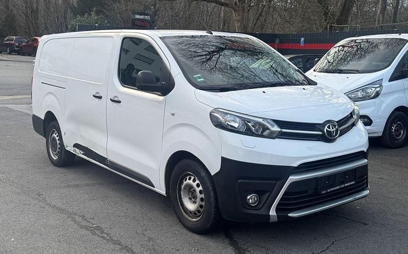 Gebraucht Toyota Proace 144 PS (105 kW) 2022 Weiß Van / Kleinbus