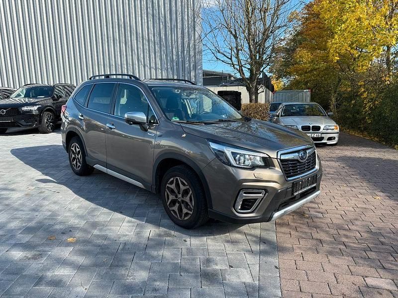 Braun Gebraucht 2020 Subaru Forester Comfort SUV | 23.990 € (Fairer Preis) - Bild 1/4