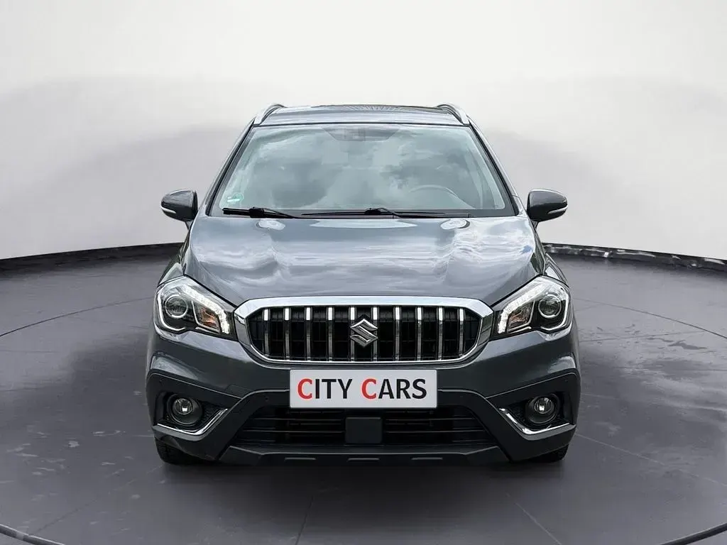 Gebraucht Suzuki SX4 Club 140 PS (102 kW) 2018 Grau Van / Kleinbus