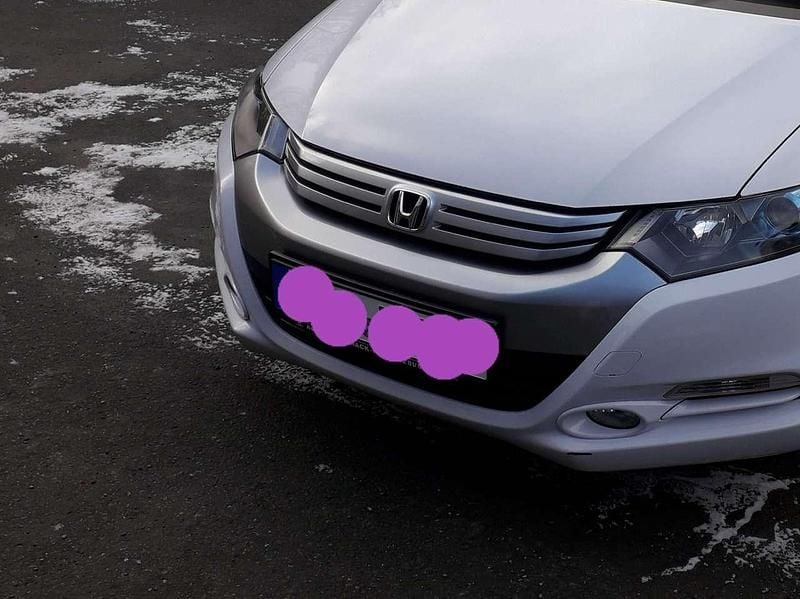 Gebraucht Honda Insight Elegance 88 PS (64 kW) 2011 Weiß Limousine