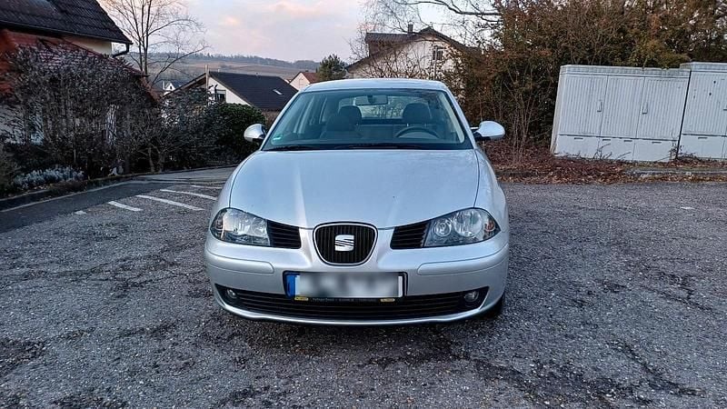 Silber Gebraucht 2004 Seat Ibiza Kleinwagen | 1.600 € (Fairer Preis) - Bild 1/4