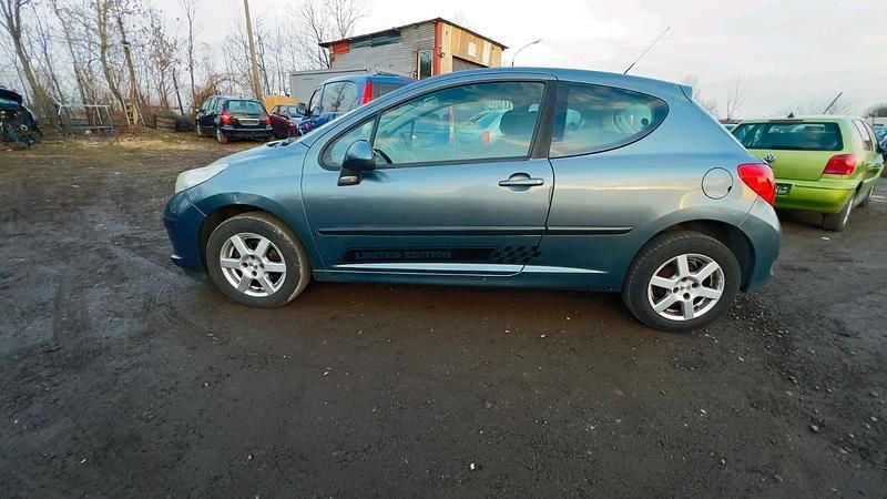 Silber Gebraucht 2007 Peugeot 207 Kleinwagen | 1.899 € (Fairer Preis) - Bild 1/4