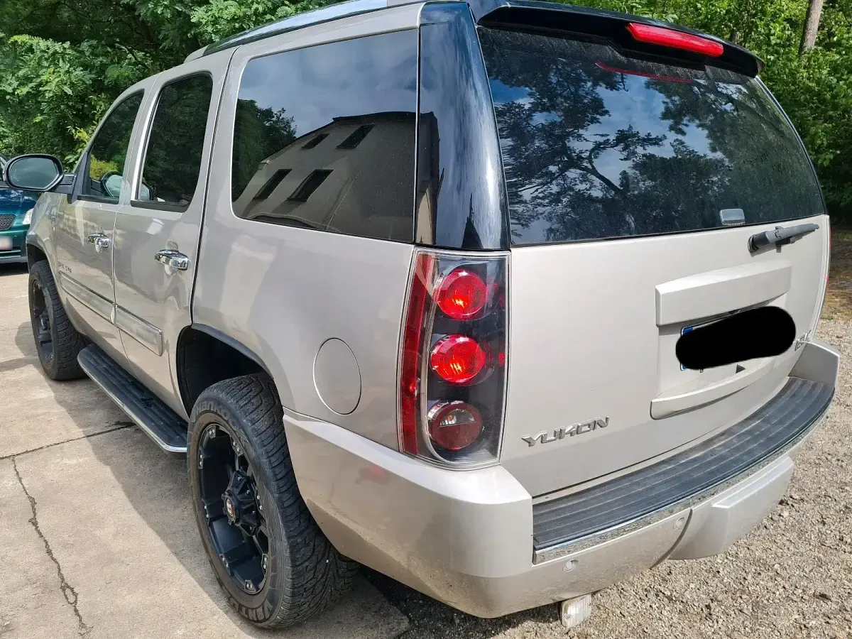 Second-hand GMC Yukon 385 CP (283 kW) 2007 Bej SUV