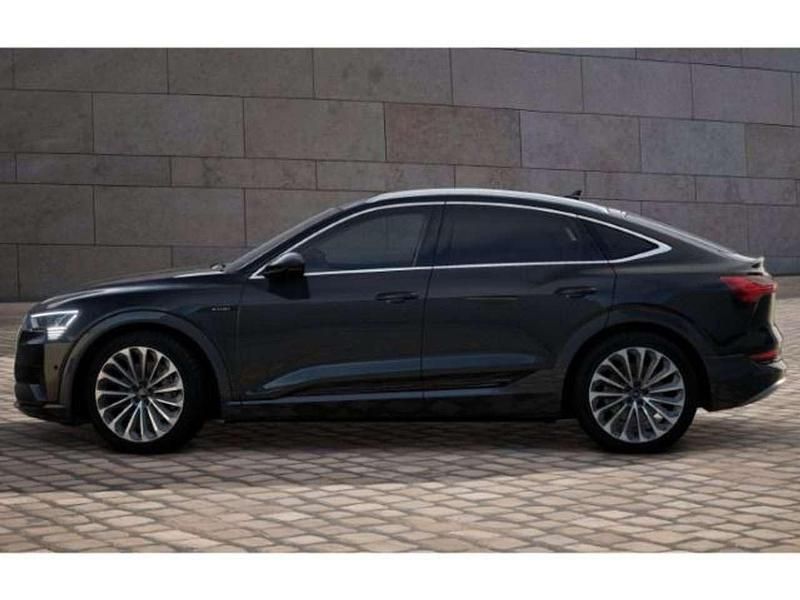 Gebraucht Audi e-tron Advanced Plus 300 kW (408 PS) 2023 Mythosschwarz metallic SUV