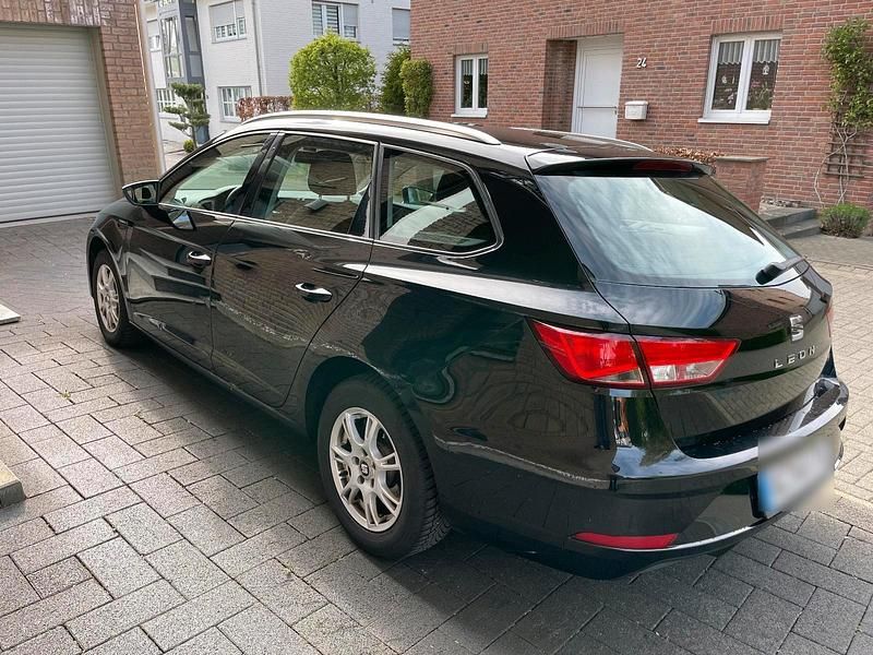 Gebraucht Seat Leon 110 PS (80 kW) 2017 Schwarz Kombi