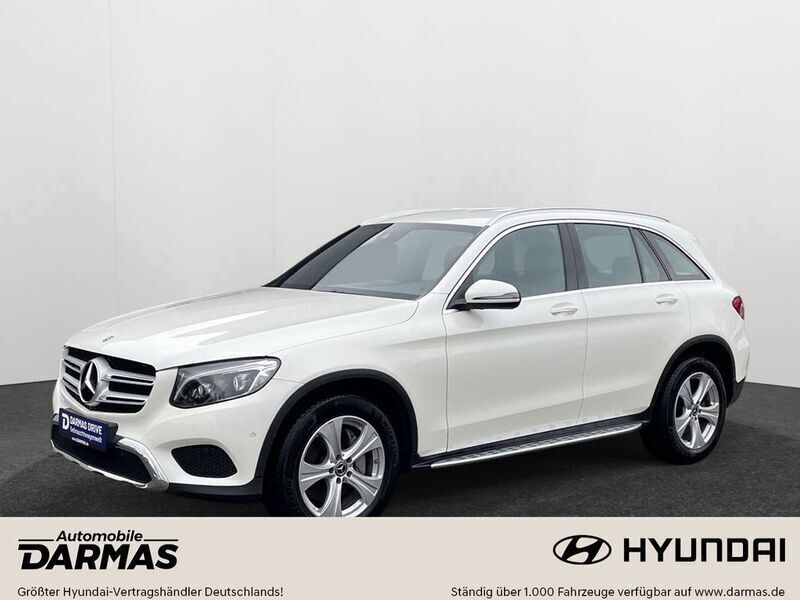 Weiß Gebraucht 2018 Mercedes GLC220 Exclusive Limousine | 28.990 € (Guter Preis) - Bild 1/4