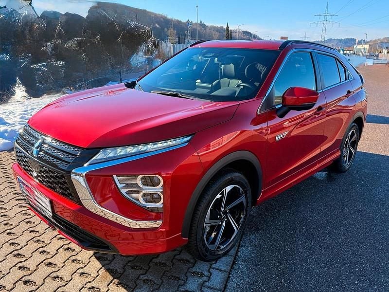 Gebraucht Mitsubishi Eclipse Cross Select 188 PS (138 kW) 2025 Rot SUV
