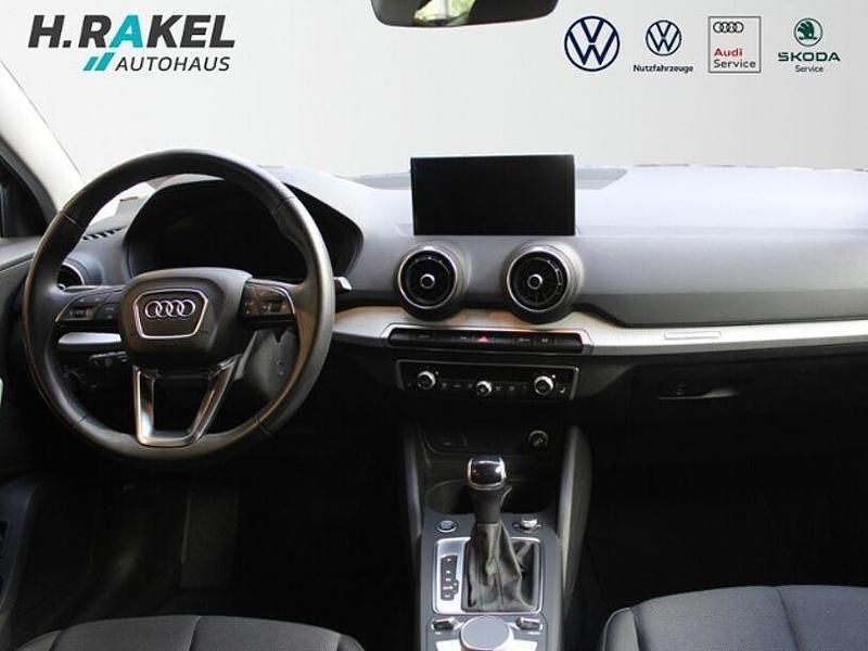 Gebraucht Audi Q2 Advanced Plus 116 PS (85 kW) 2023 Schwarz SUV