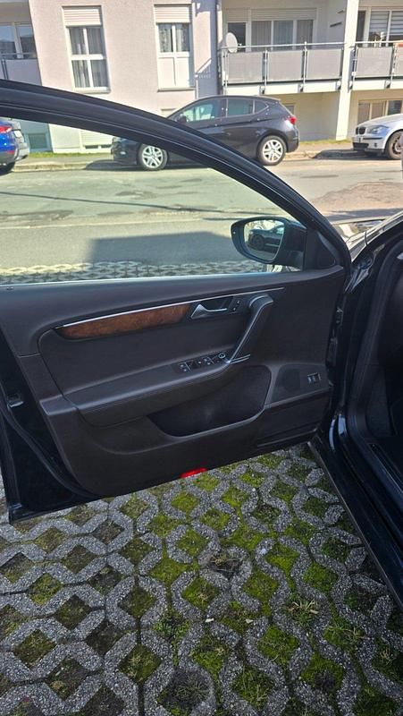 Second-hand VW Passat 170 CP (125 kW) 2012 Negru Break