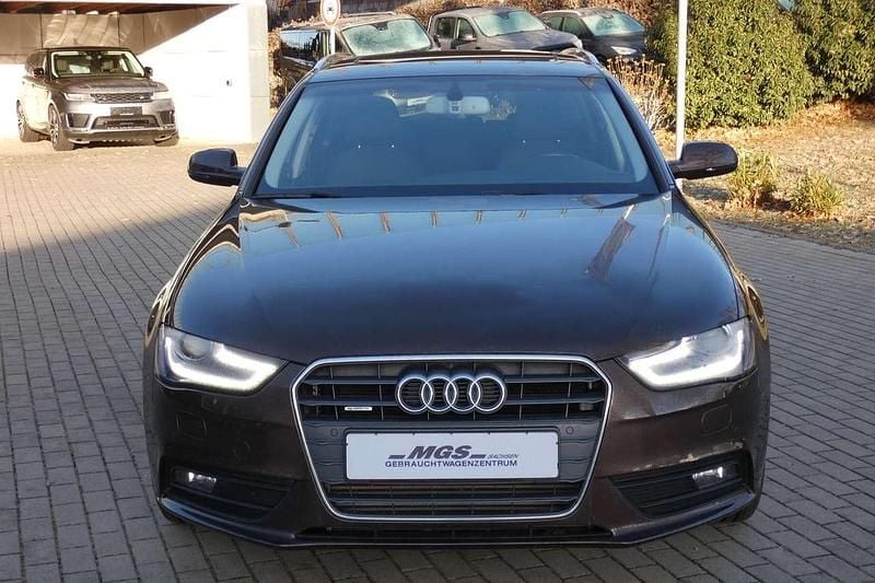 Gebraucht Audi A4 Ambiente 170 PS (125 kW) 2013 Teakbraun metallic Kombi