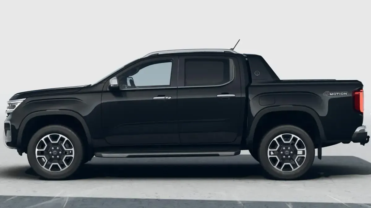 Neu VW Amarok Aventura 241 PS (177 kW) 2026 Midnight black metallic Pickup