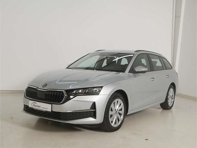 Gebraucht Skoda Octavia Selection 150 PS (110 kW) 2024 Brilliantsilber metallic Kombi