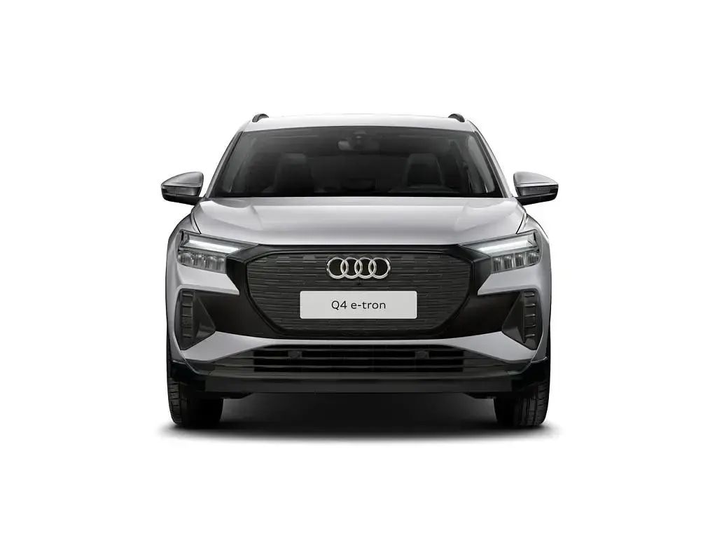 Second-hand Audi Q4 e-tron Ambiente 150 kW (204 CP) 2025 Argintiu SUV