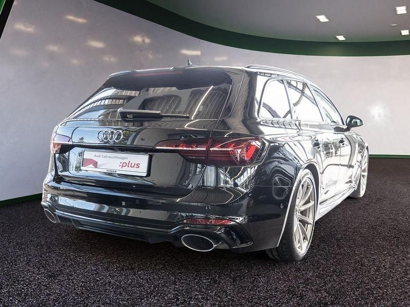Gebraucht Audi RS4 Design 450 PS (330 kW) 2024 Schwarz / mythosschwarz Kombi