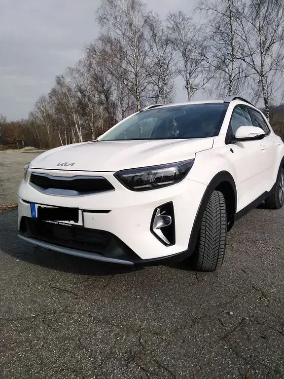 Gebraucht Kia Stonic Exclusive 84 PS (61 kW) 2024 Weiß SUV