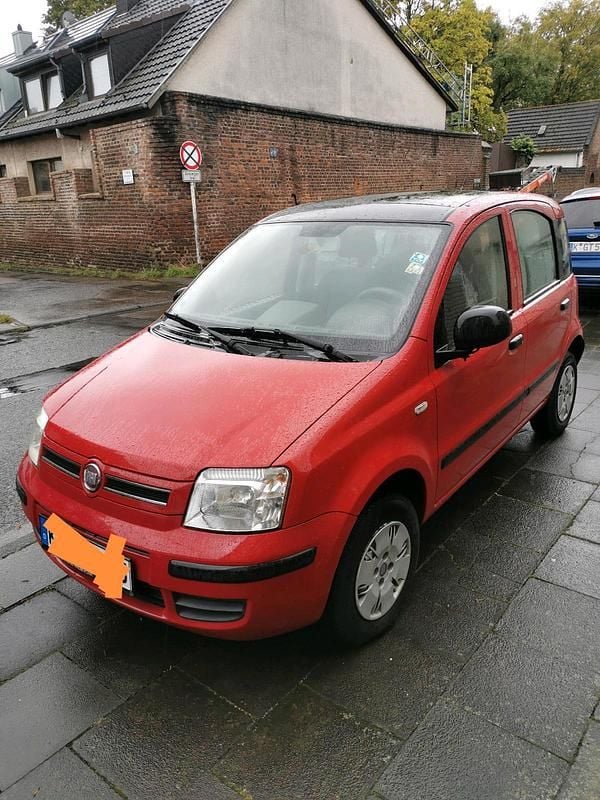 Gebraucht Fiat Panda 60 PS (44 kW) 2009 Rot Kleinwagen