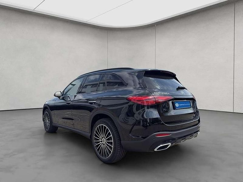 Gebraucht Mercedes GLC200 AMG 163 PS (119 kW) 2025 Schwarz SUV