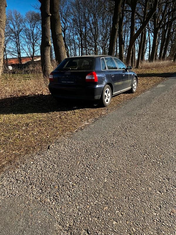 Gebraucht Audi A3 150 PS (110 kW) 2002 Schwarz Kleinwagen
