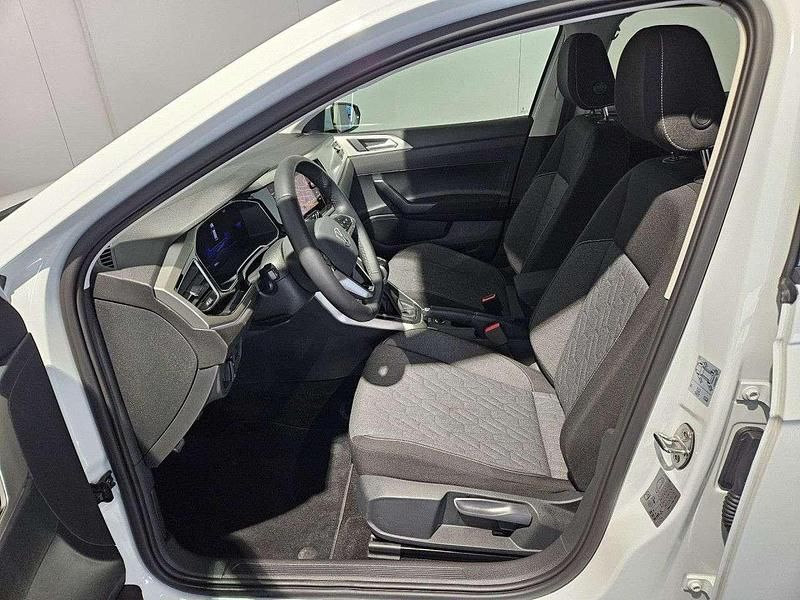 Gebraucht VW Polo Move 95 PS (69 kW) 2024 Weiss Limousine