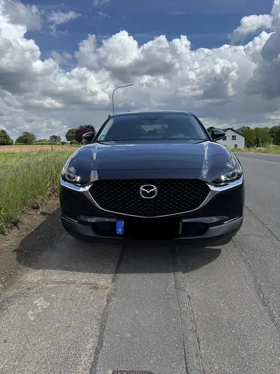 Używany Mazda CX-30 Selection 116 KM (85 kW) 2020 Czarny SUV