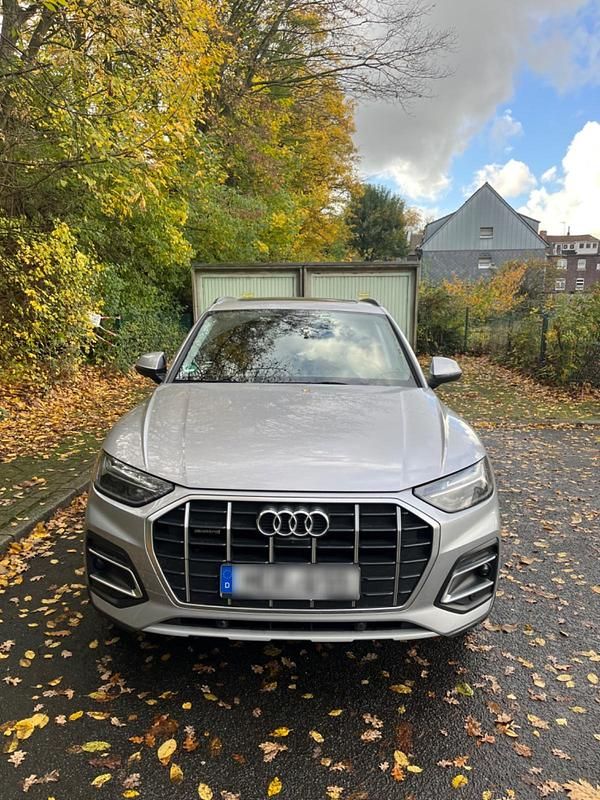 Silber Gebraucht 2024 Audi Q5 Advanced SUV | 39.950 € (Superpreis) - Bild 1/4