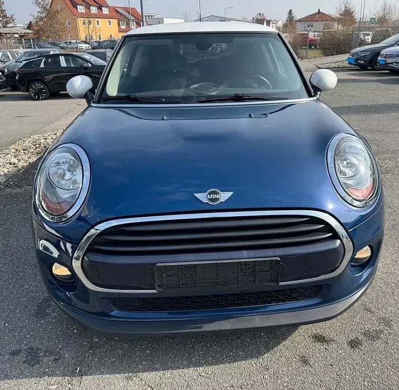 Gebraucht Mini Cooper D Pepper 116 PS (85 kW) 2016 Blau Kleinwagen