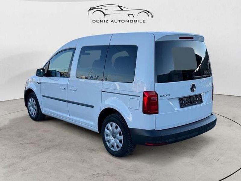Gebraucht VW Caddy 102 PS (75 kW) 2020 Weiß Van / Kleinbus
