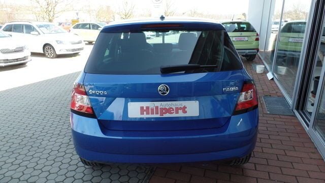 Gebraucht Skoda Fabia Joy 110 PS (80 kW) 2016 Blau metallic Kleinwagen