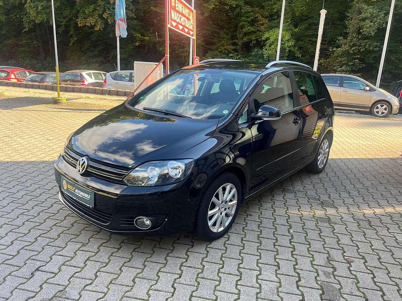 Schwarz Gebraucht 2010 VW Golf Plus Cross Highline Van / Kleinbus | 9.999 € (Etwas zu teuer) - Bild 1/4