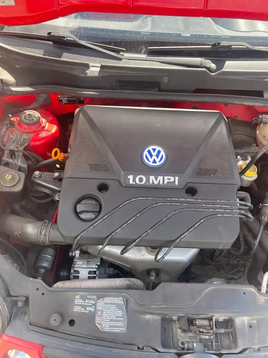 Używany VW Lupo 50 KM (36 kW) 2000 Czerwony Hatchback