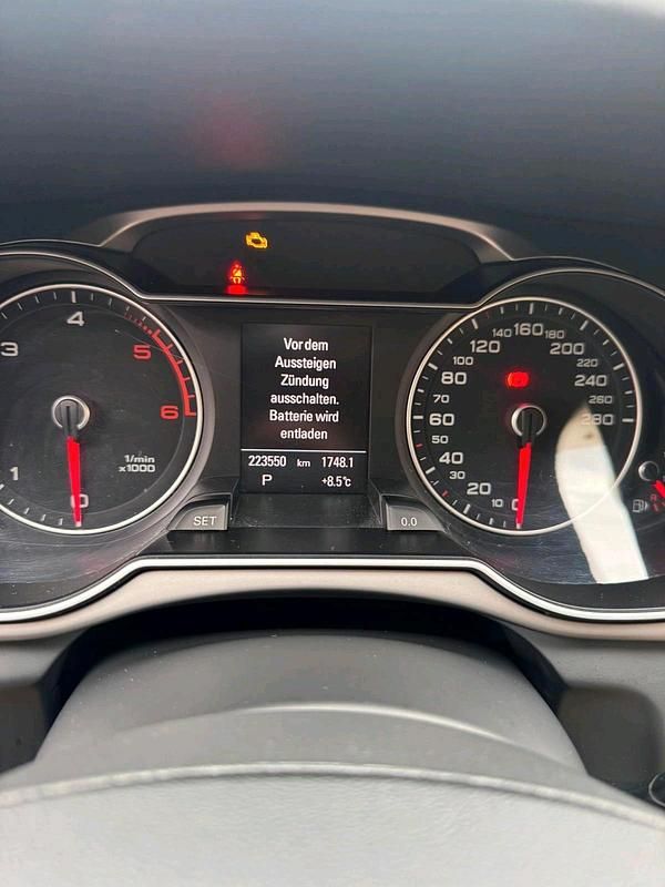 Gebraucht Audi A4 177 PS (130 kW) 2013 Schwarz Kombi