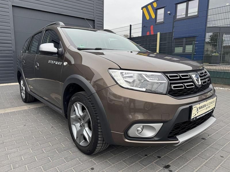 Gebraucht Dacia Logan Stepway 95 PS (69 kW) 2019 Braun Kombi